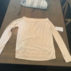 New with Tags - Athelta Studio Barre Sweatshirt
